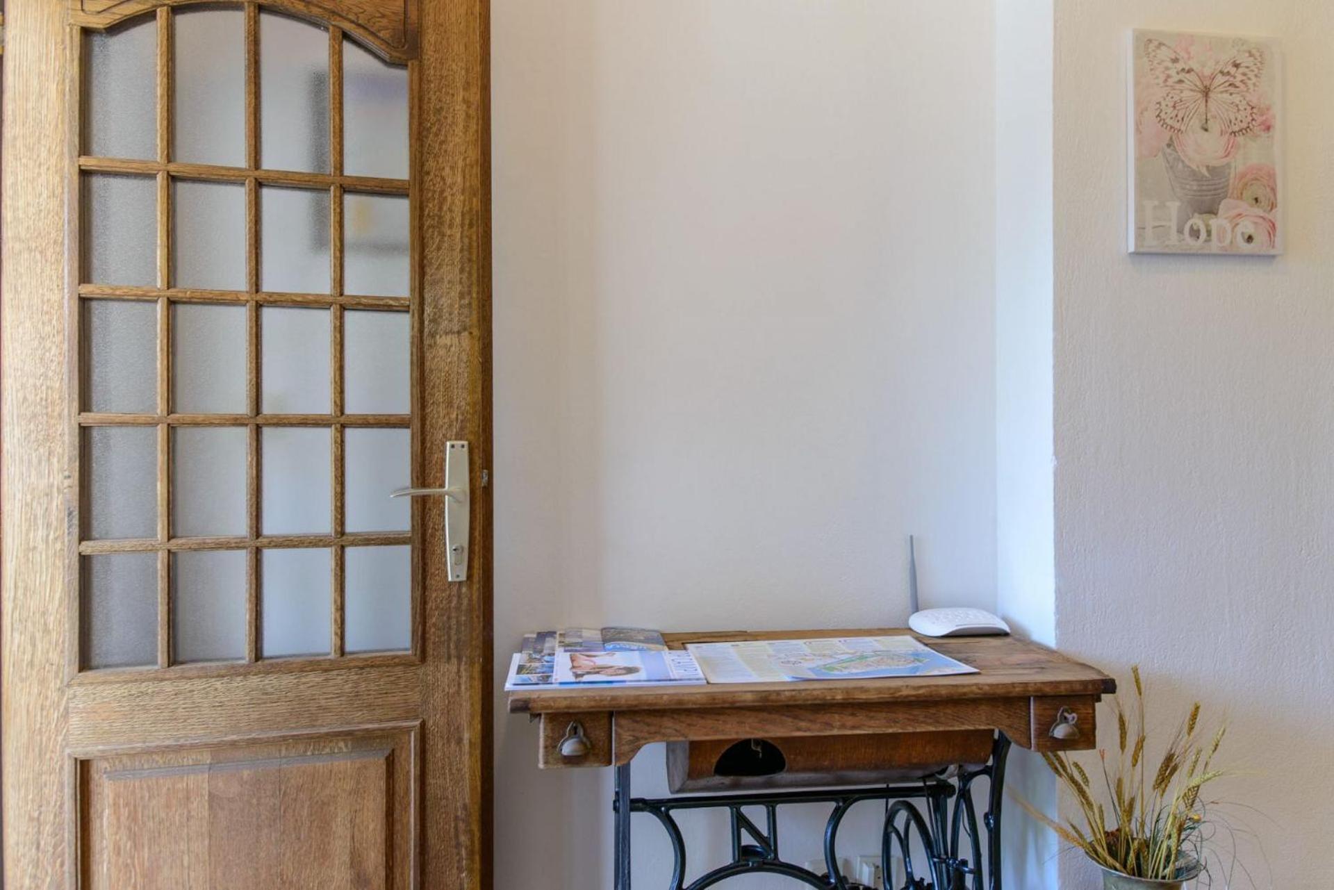 Apartment Vesna Trogir Eksteriør billede